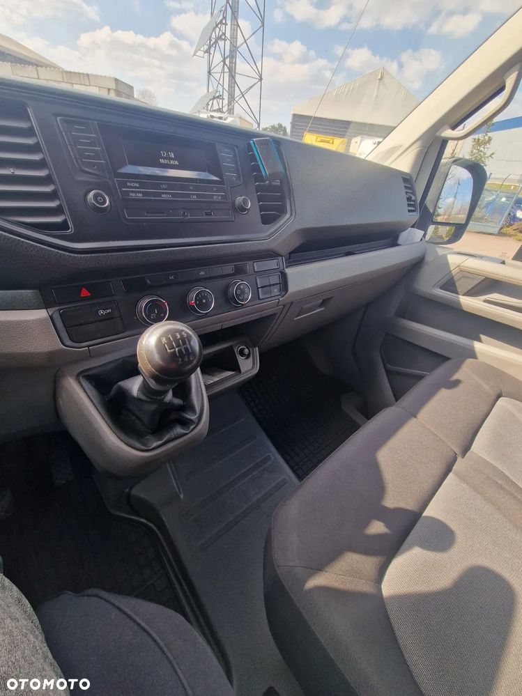 Volkswagen Crafter - 13