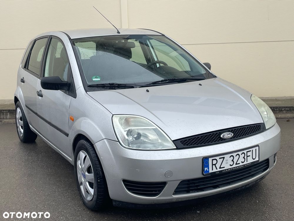 Ford Fiesta - 2