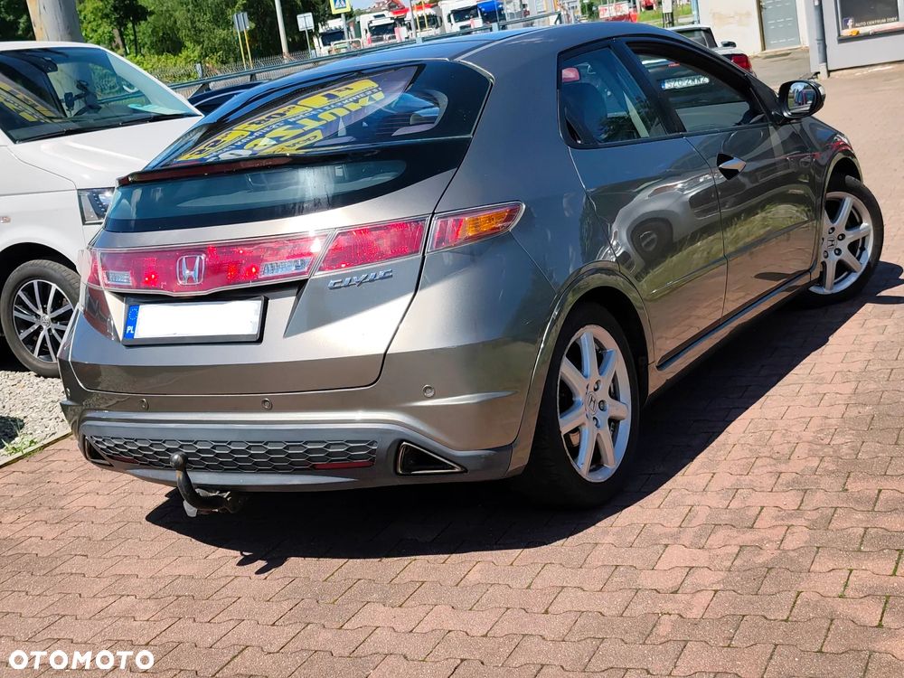 Honda Civic 1.8 Executive - 2