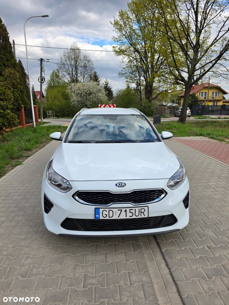 Kia Ceed 1.6 CRDi SCR GT-Line - 17