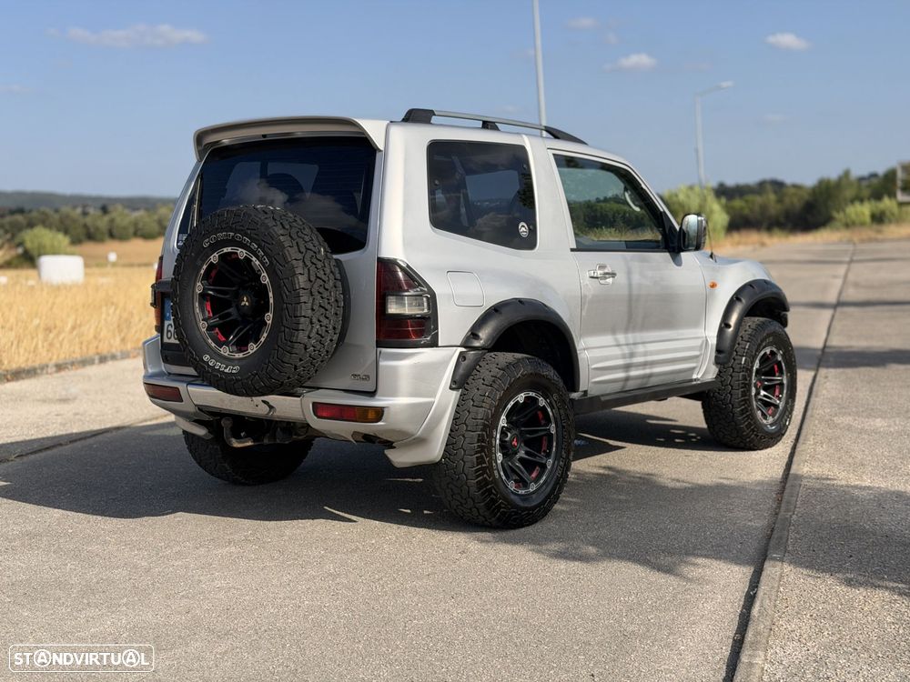 Mitsubishi Pajero 3.2 DI-D GLS - 10