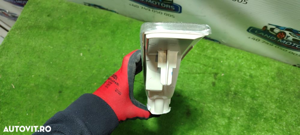 LAMPA SEMNALIZARE DREAPTA  HALOGEN RENAULT MASTER 2 / COD OEM 08-551-1607R-F / 04932392 1998-2003 (5G2) - 5