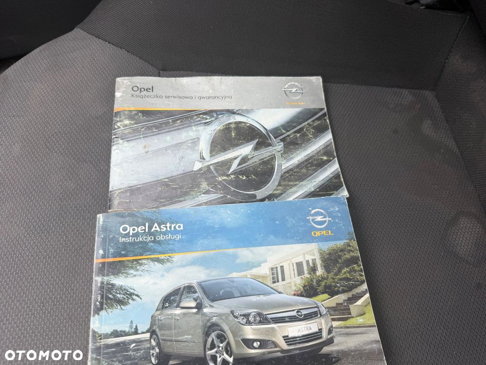 Opel Astra 1.6 - 13