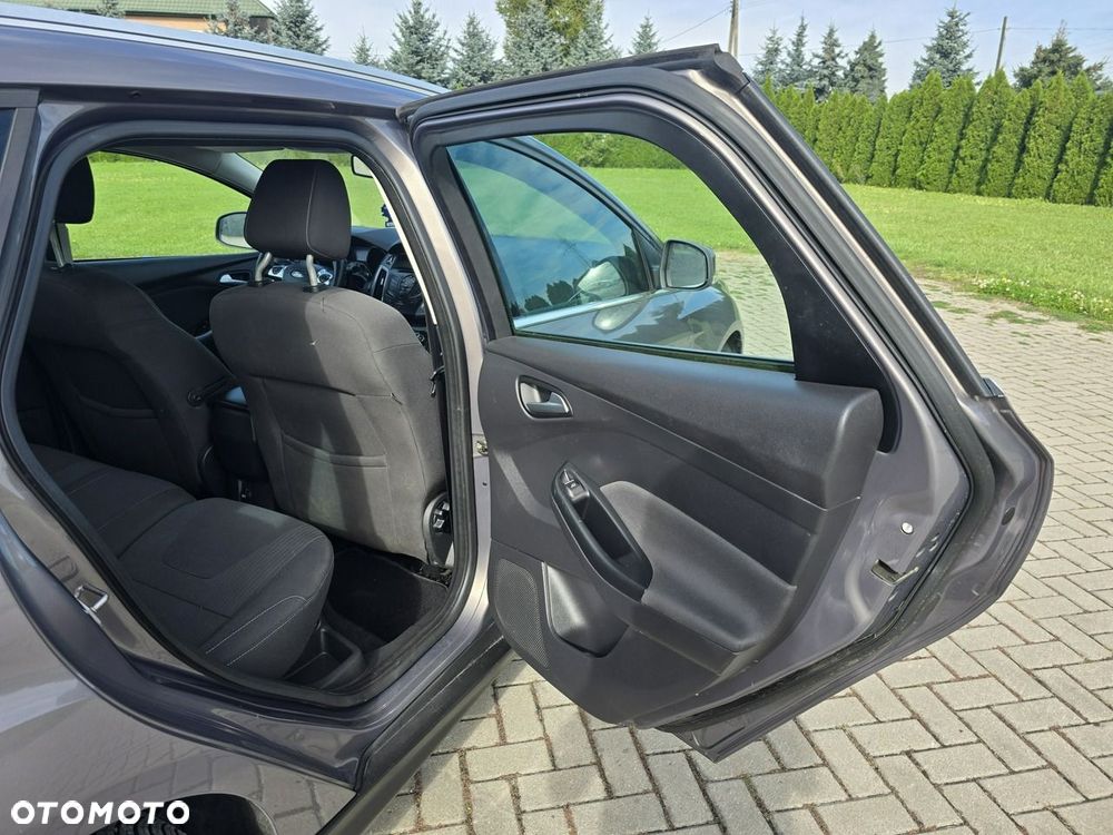 Ford Focus - 21
