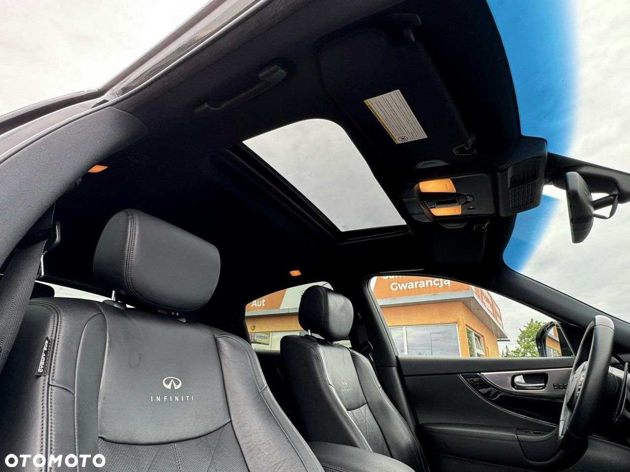 Infiniti FX - 23