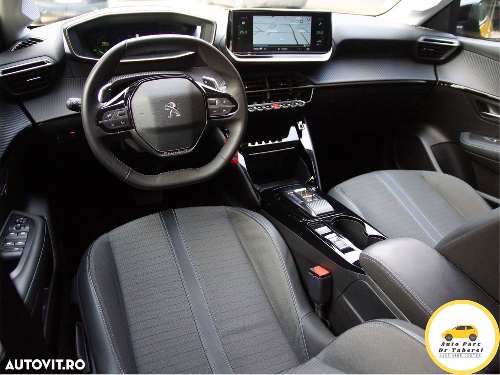 Peugeot 208 PureTech 100 EAT8 Allure Pack - 23