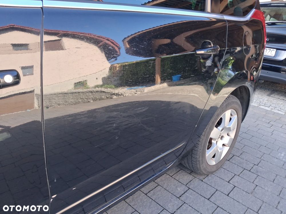 Peugeot 5008 - 14