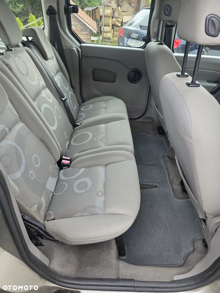 Renault Kangoo - 12