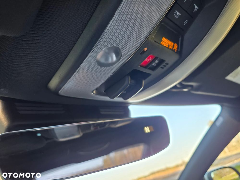 Volvo S60 T6 AWD Geartronic RDesign - 23