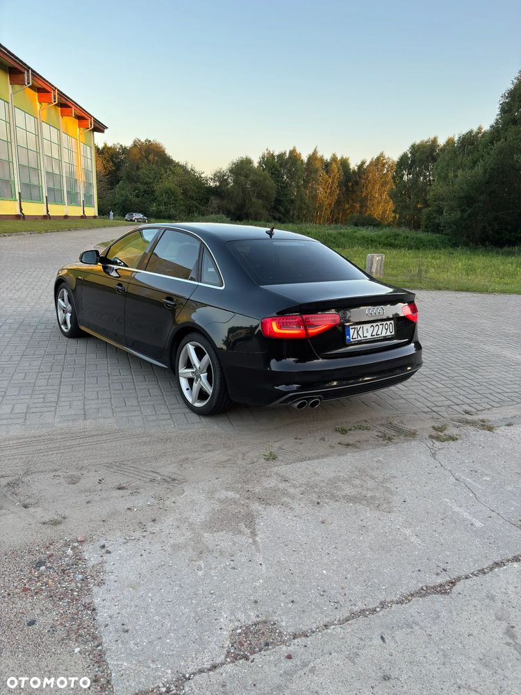 Audi A4 Limousine - 2