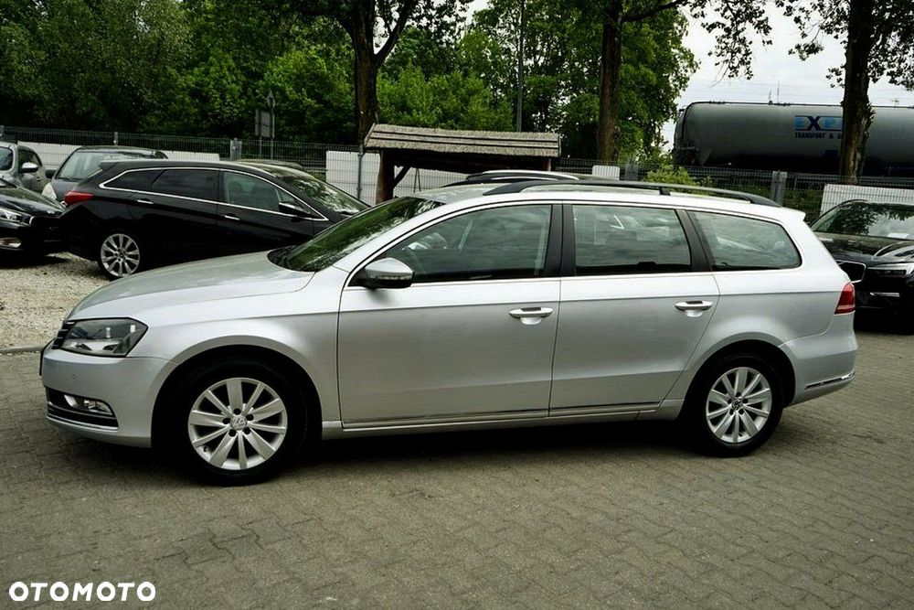Volkswagen Passat - 8