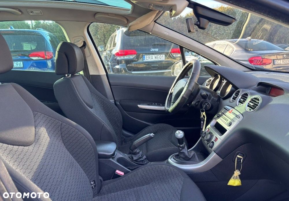 Peugeot 308 - 10