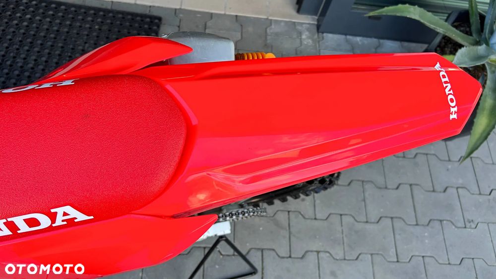 Honda CRF - 6