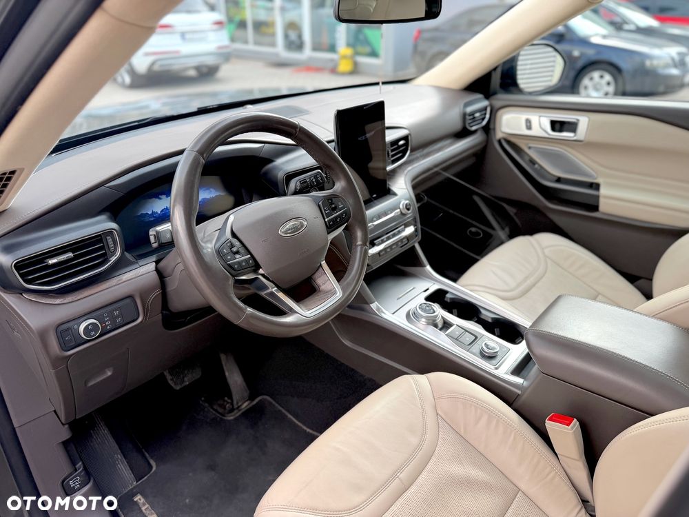Ford Explorer EcoBoost Plug-in Hybrid ST-LINE - 9