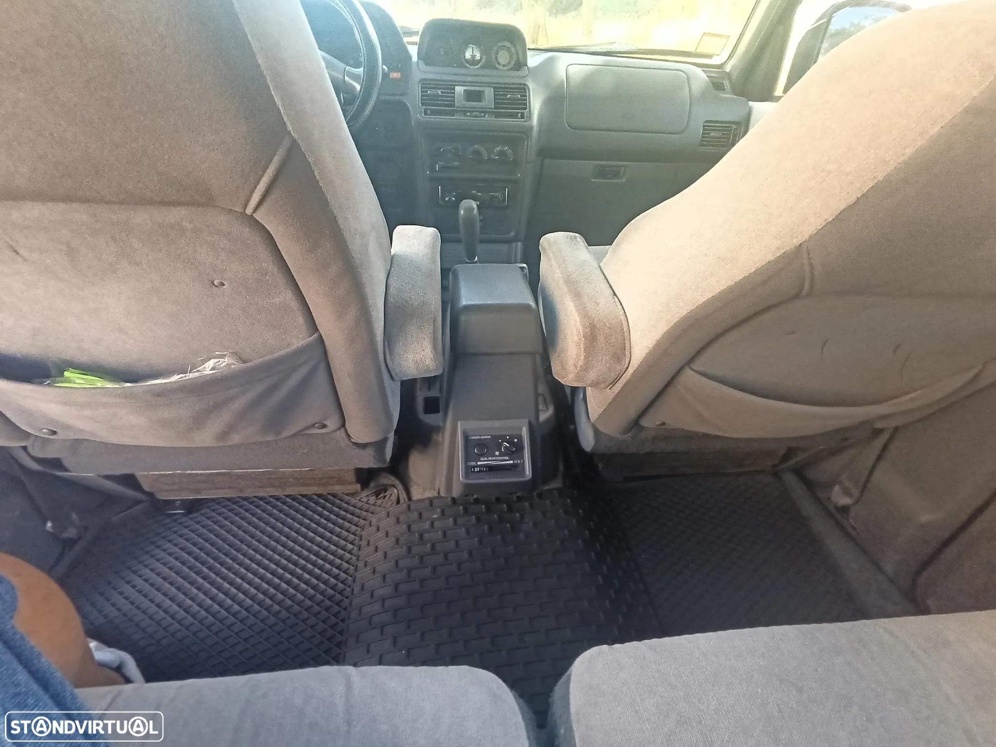 Mitsubishi Pajero 2.8 TD GLS Longo ABS - 27