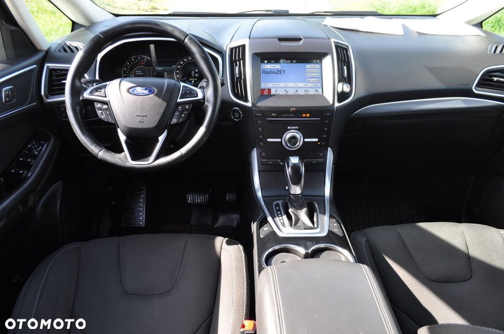 Ford S-Max - 9