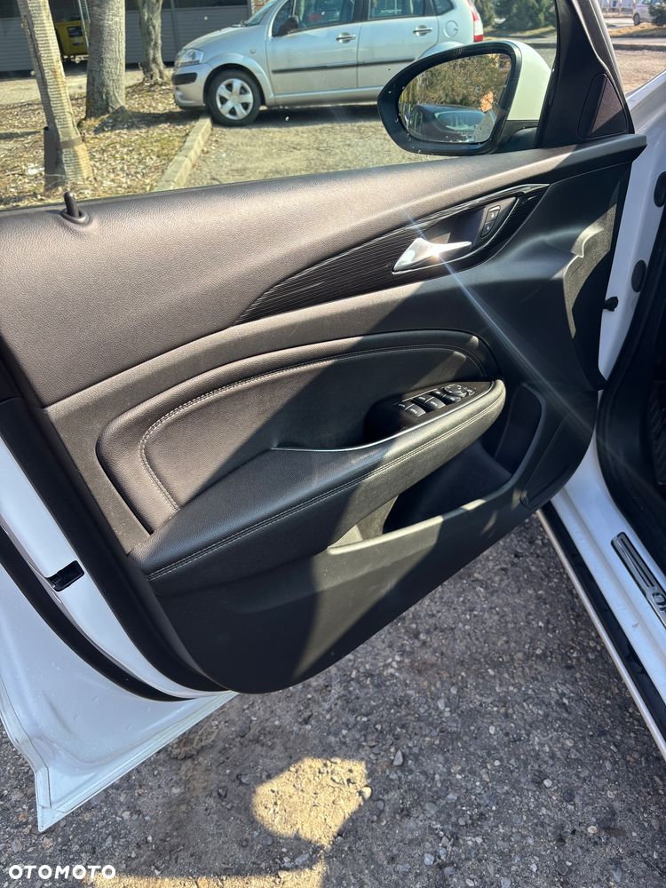 Opel Insignia 2.0 CDTI Automatik Edition - 8