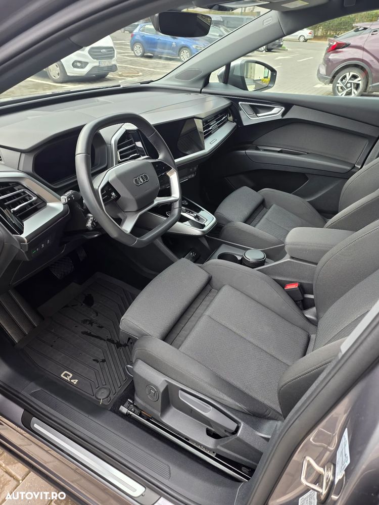 Audi Q4 e-tron 45 quattro - 7