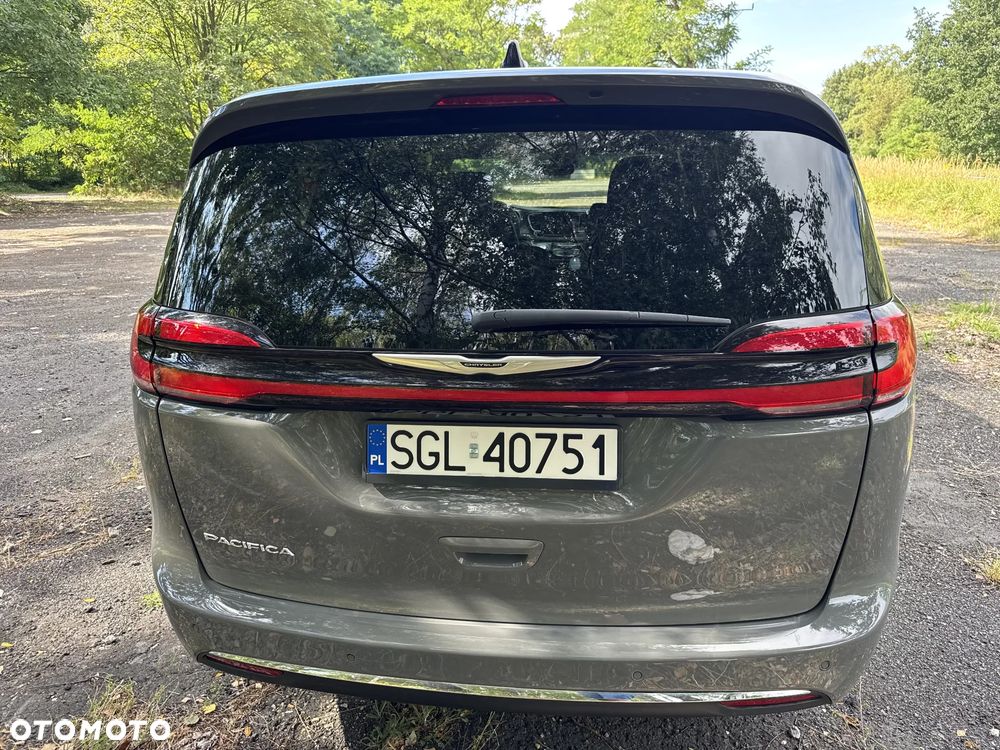 Chrysler Pacifica - 9