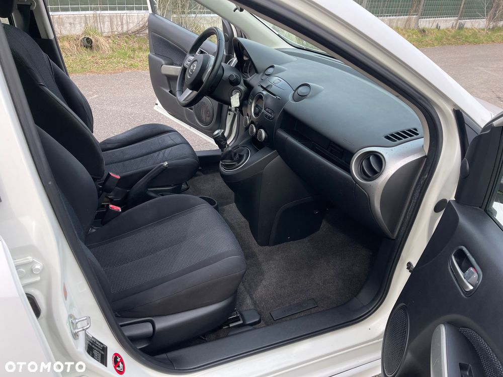 Mazda 2 1.5 Dynamic - 15
