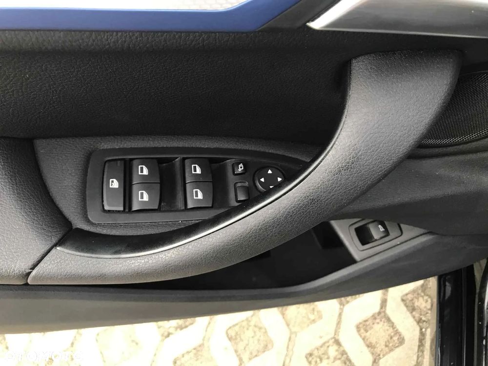 BMW X1 xDrive20d M Sport - 32