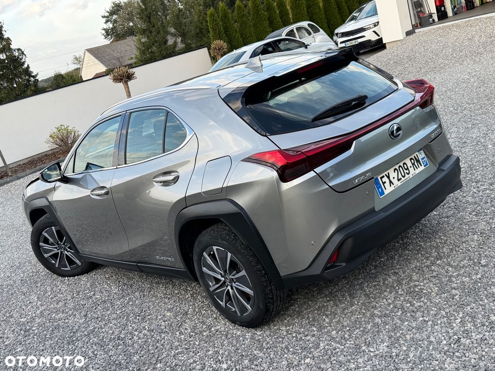 Lexus UX 300e Luxury Line - 4