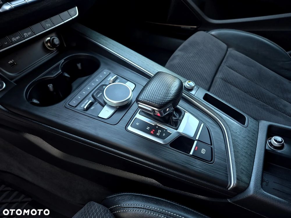 Audi A4 Avant 2.0 TDI S tronic quattro sport - 23