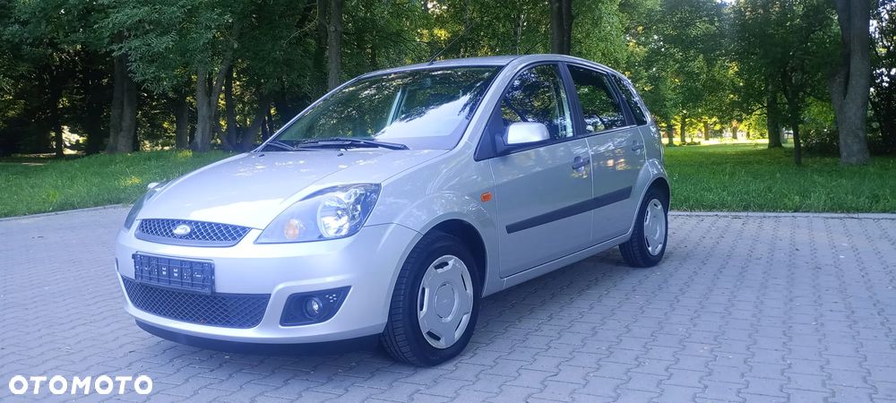 Ford Fiesta - 2
