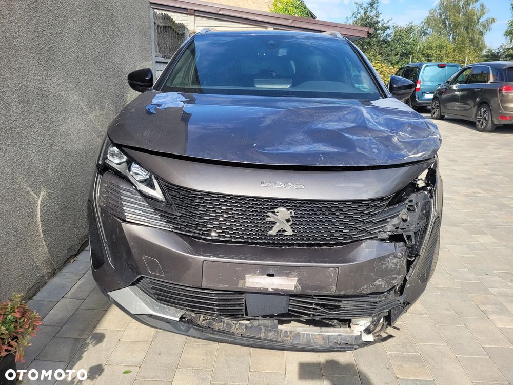 Peugeot 5008 PureTech 130 EAT8 Stop & Start GT - 8