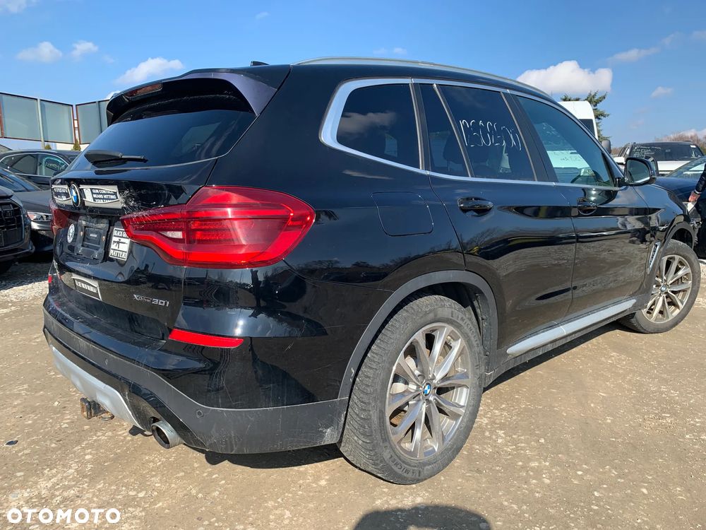 BMW X3 xDrive30i GPF Luxury Line sport - 5