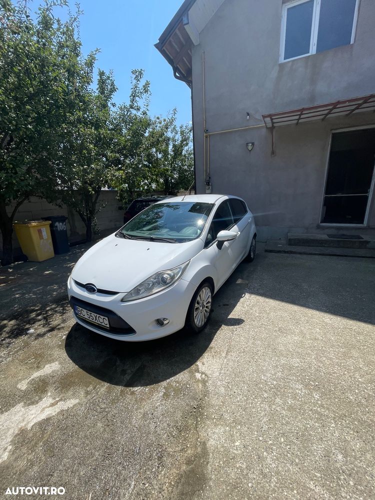 Ford Fiesta 1.4 Trend - 2
