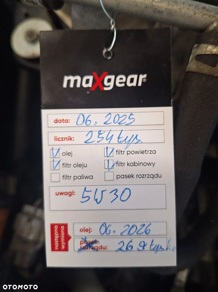 Mitsubishi Outlander 2.0 4WD Plug-In Hybrid - 30