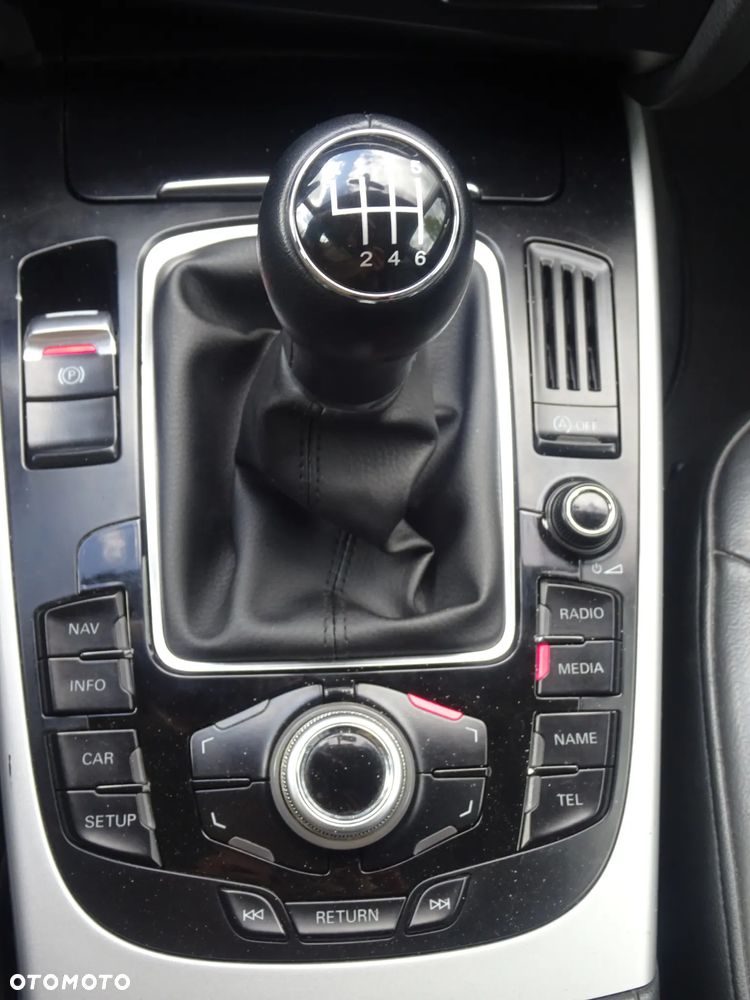 Audi A4 Avant - 15