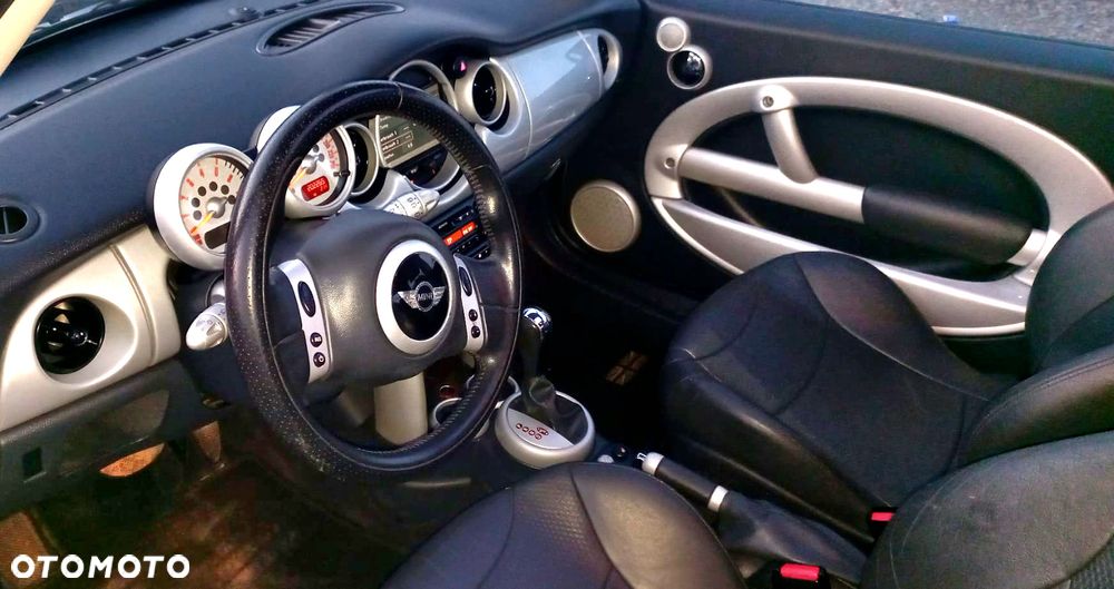 MINI Cooper Seven - 6