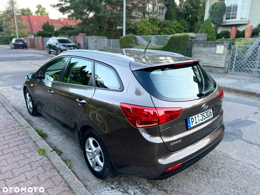 Kia Ceed 1.6 GDI Spirit - 13