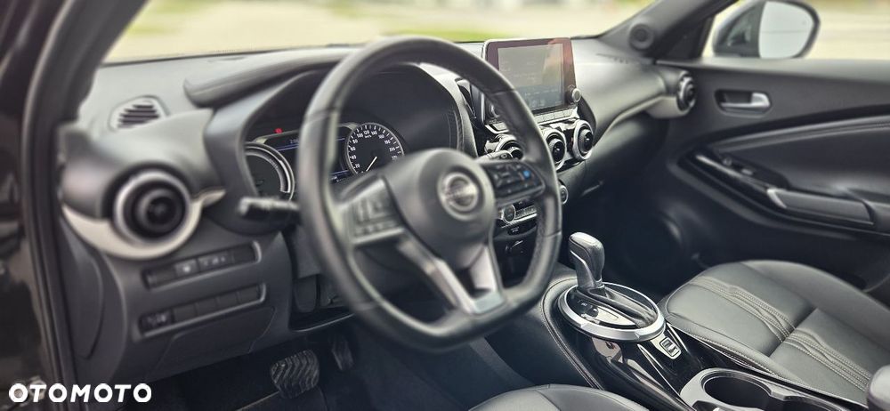Nissan Juke 1.6 4AMT Premiere Edition - 31