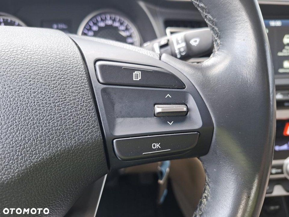 Hyundai Elantra - 18