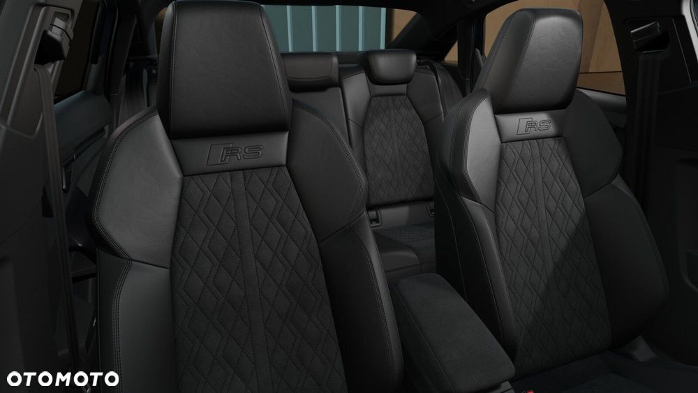 Audi RS3 Limousine - 9