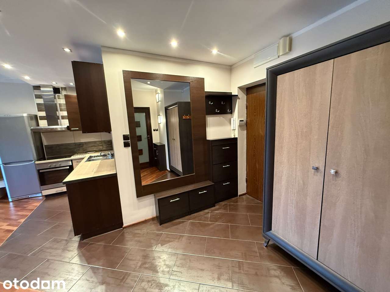 Komfortowe 2 pokoje 46m2 klimatyzacja, balkon, zieleń za oknem
