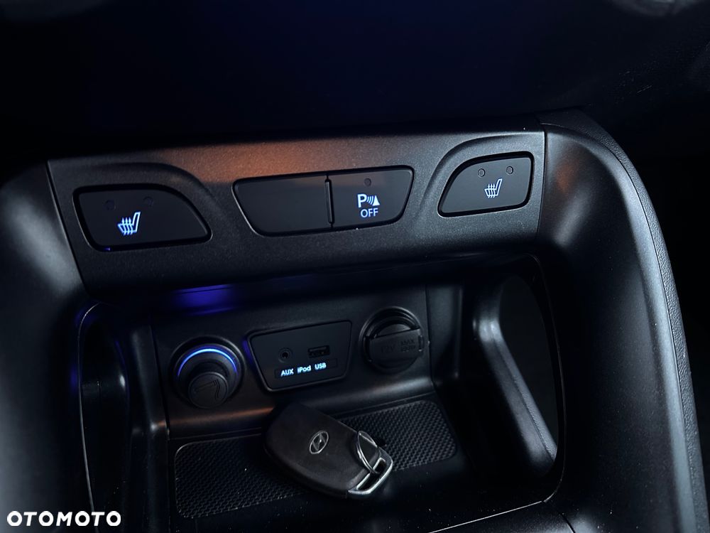 Hyundai ix35 1.6 2WD Fifa World Cup Edition - 28