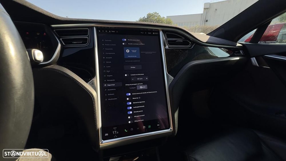 Tesla Model S 85D - 36