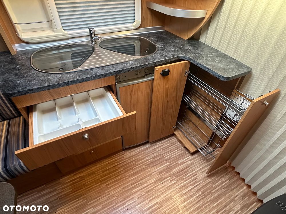 Burstner 460 TS BELCANTO z przedsionkiem Isabella i napędem !!! - 24