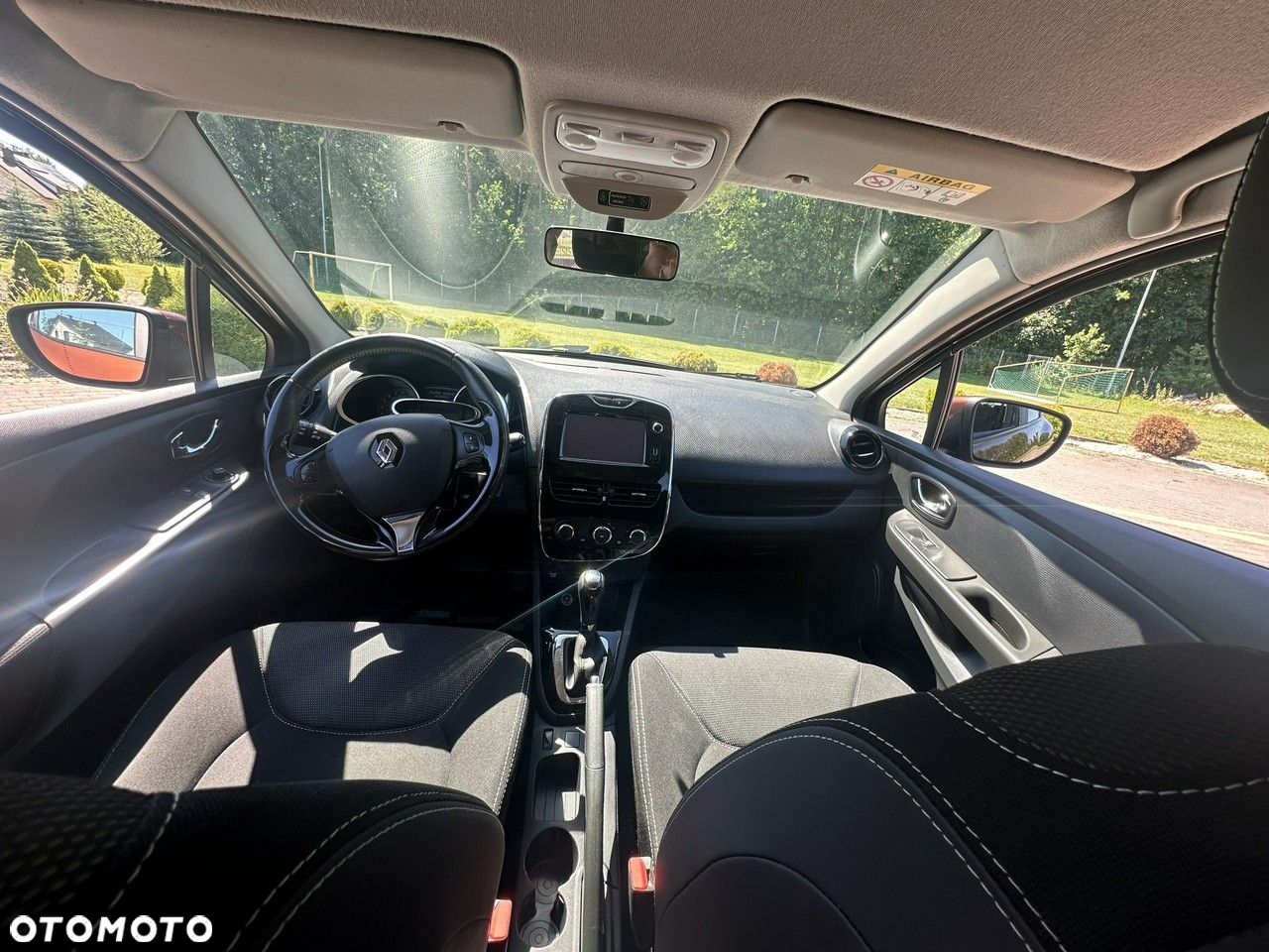 Renault Clio - 12