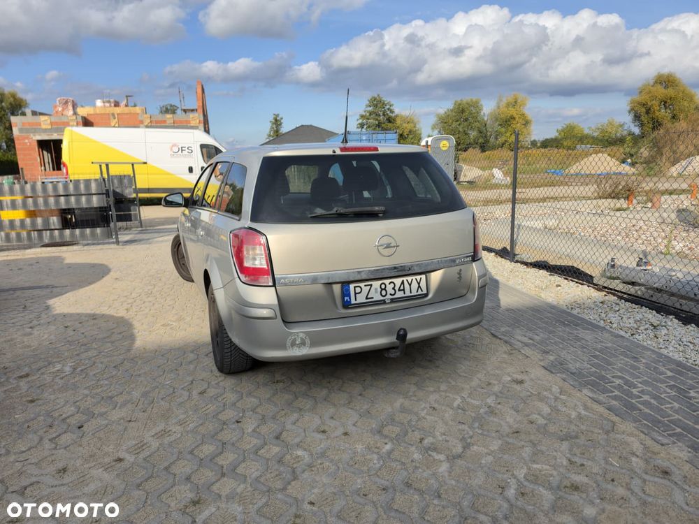 Opel Astra 1.9 CDTI 111 - 3