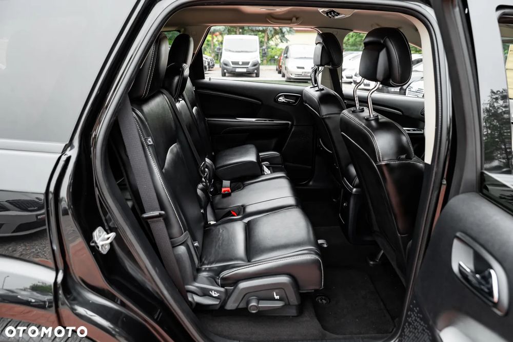Fiat Freemont 3.6 V6 Lounge - 24