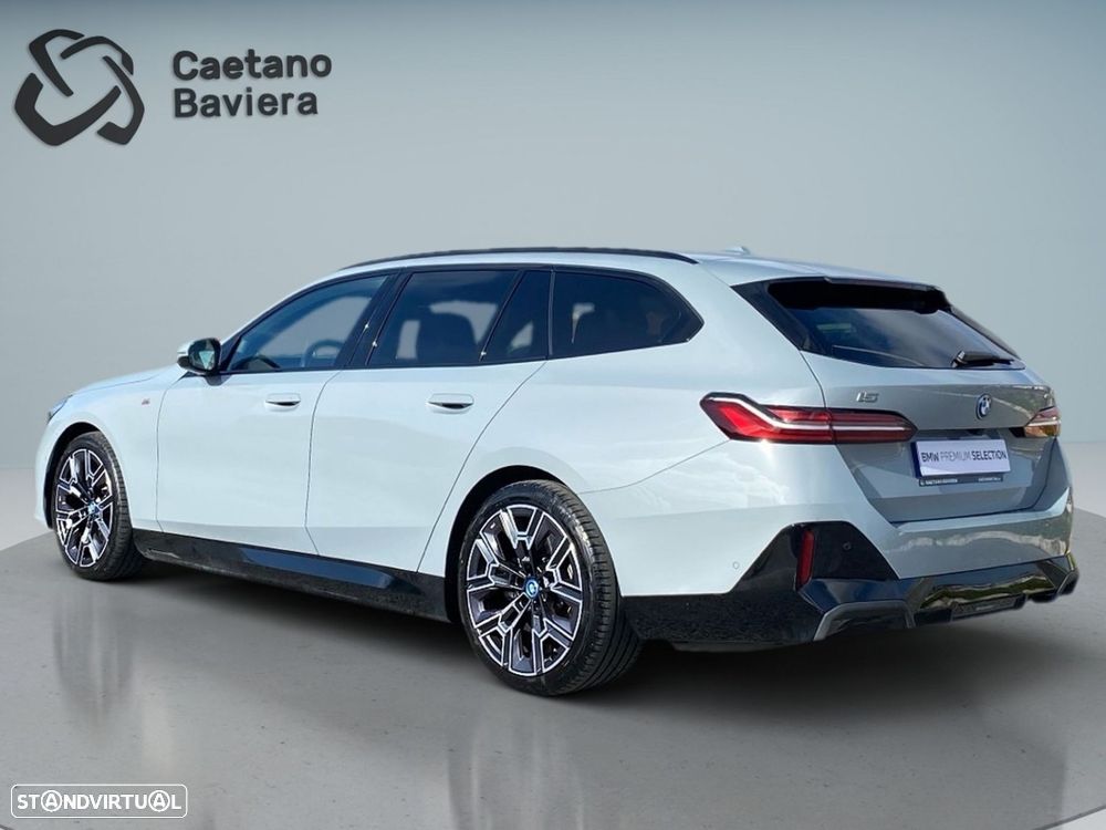 BMW i5 eDrive40 Pack Desportivo M - 29