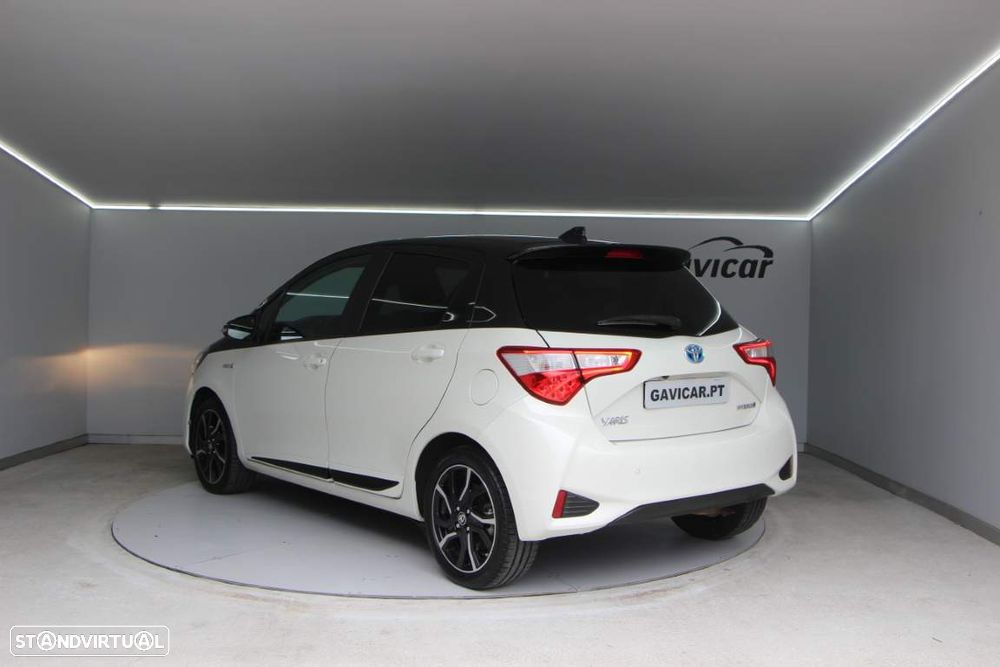 Toyota Yaris 1.5 HSD Square Collec.White - 7