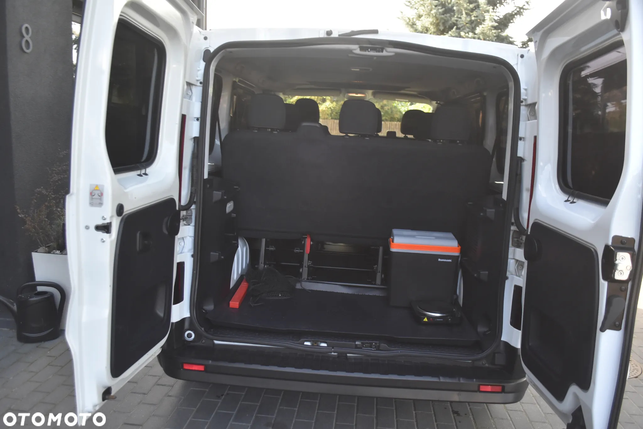 Renault Trafic - 14