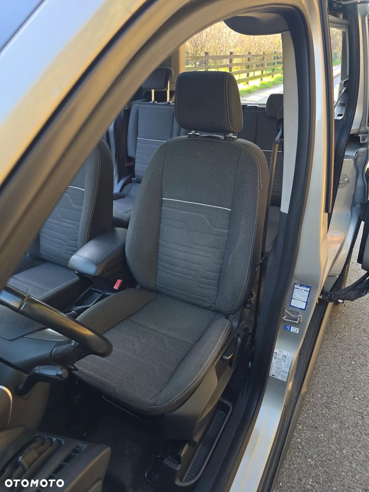 Ford Tourneo Connect 1.5 TDCi Start-Stop Titanium - 22