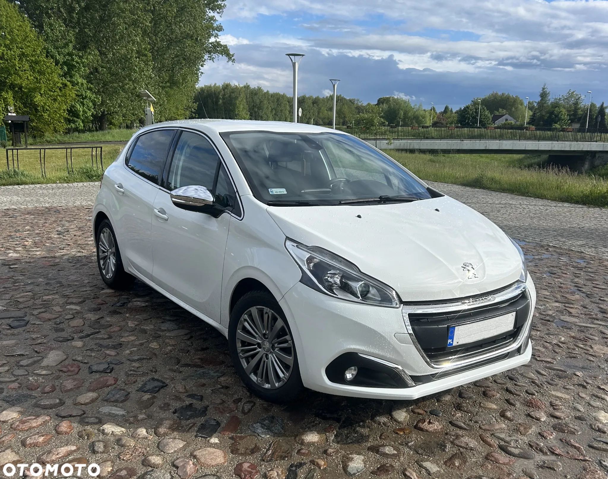 Peugeot 208 1.2 PureTech GPF Allure S&S EAT6 - 2